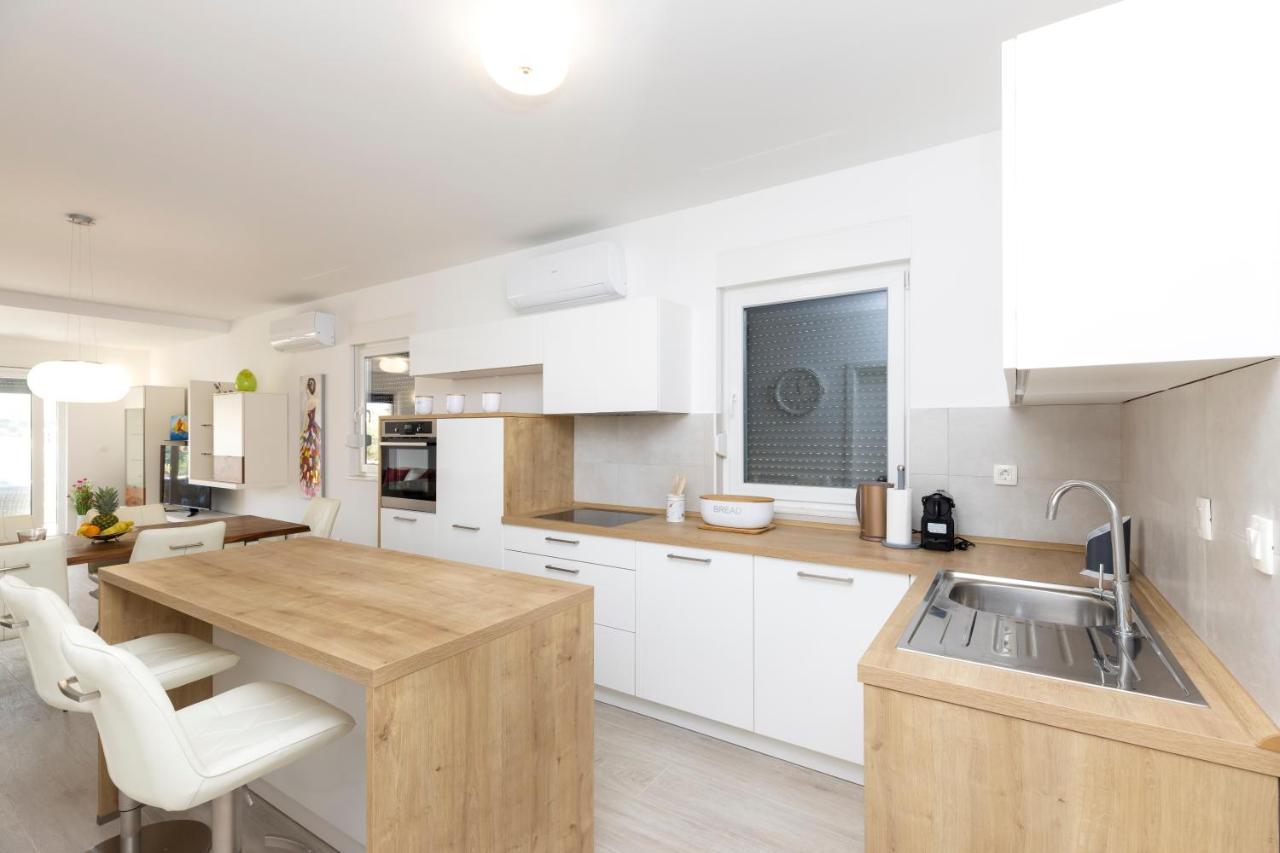 Apartments Tony Mali Lošinj Buitenkant foto